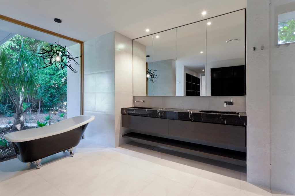 luxurious bathroom